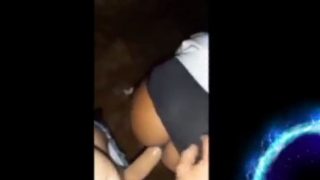 Garota da faculdado fodenu com o zelador