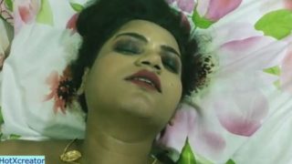 Kolkata boy fucking tamil bhabhi at her house while husband at office enjoy real indian sex