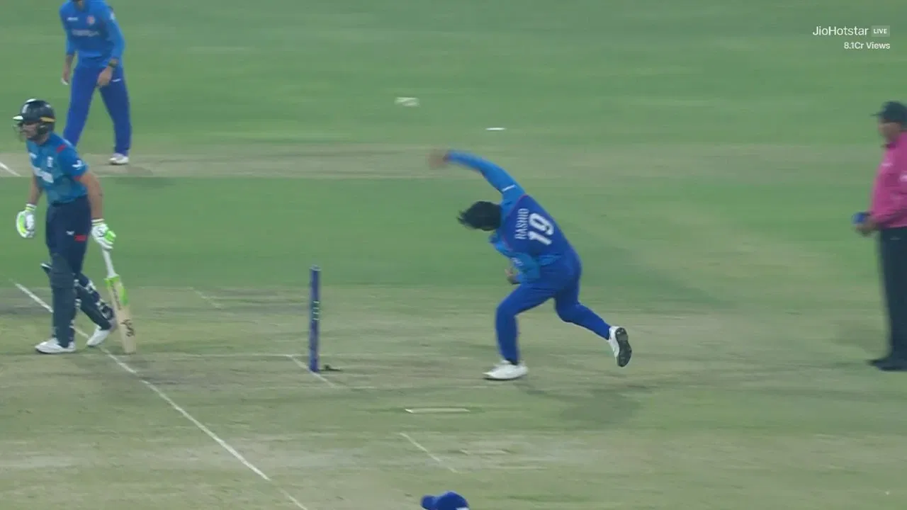 Watch: Rashid Khan bowls absolutely bizarre delivery to Joe Root, instantly gets punished