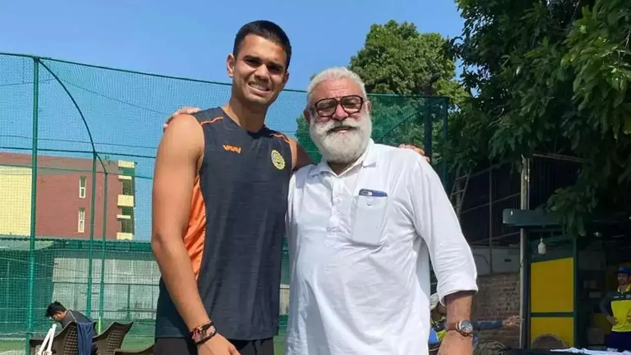 Yograj Singh promises to turn Arjun Tendulkar into Sachin Tendulkar in 6 months