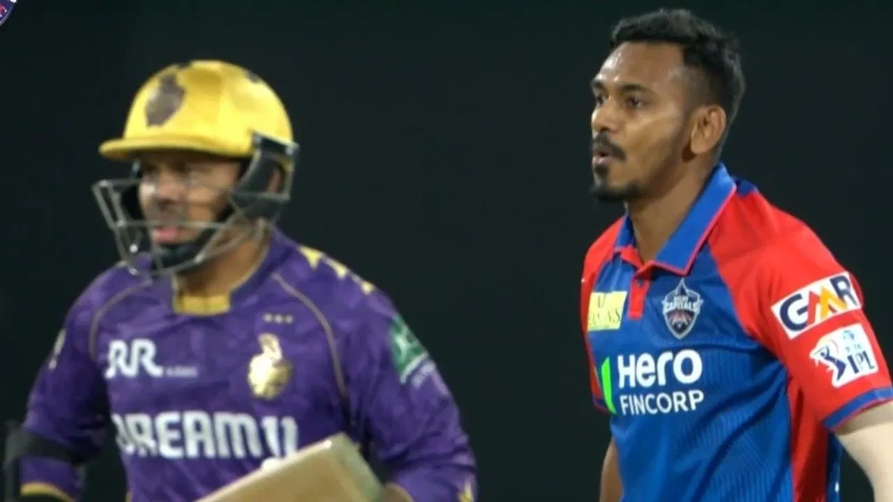 Watch: Sunil Narine, Rahmanullah Gurbaz demolish Dushmantha Chameera in 25-run over