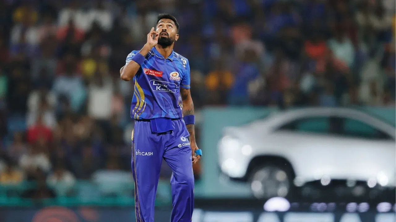 Watch: Hardik Pandya makes history, becomes first captain ever to take 5-wicket haul in IPL