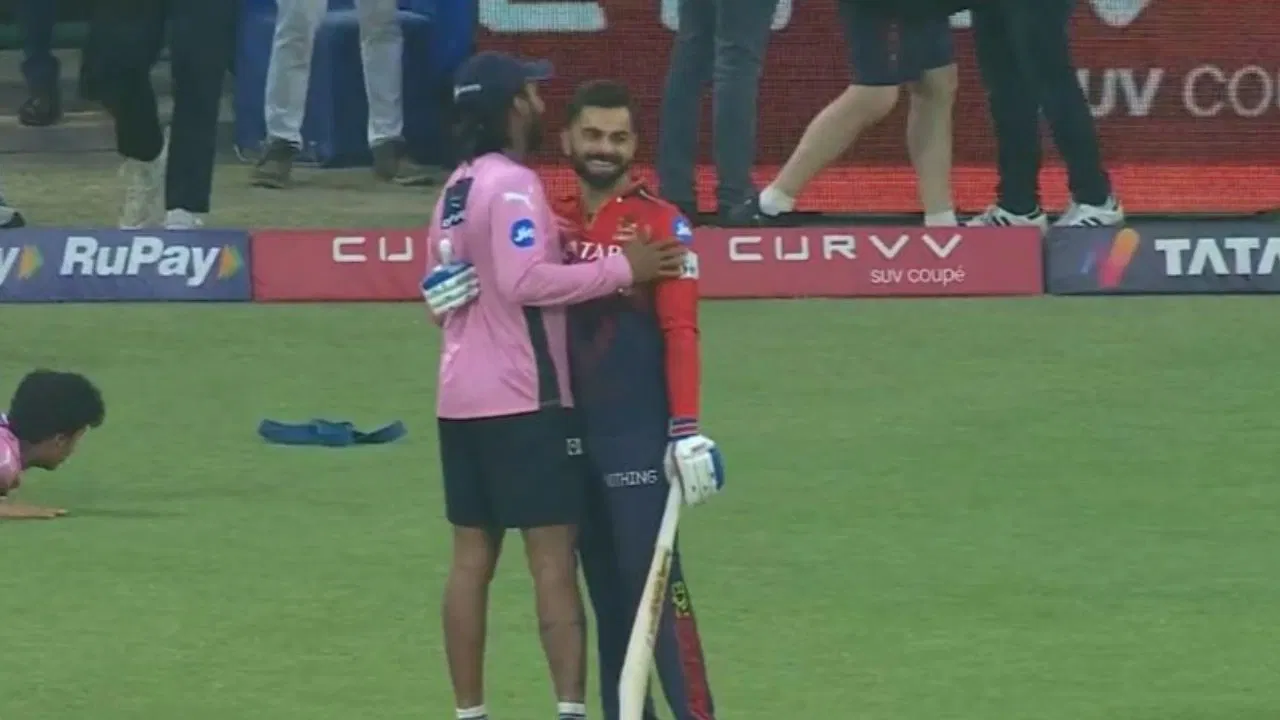 Watch: KL Rahul bombarded with ‘Kohli, Kohli’ chants as Delhi crowd teases him