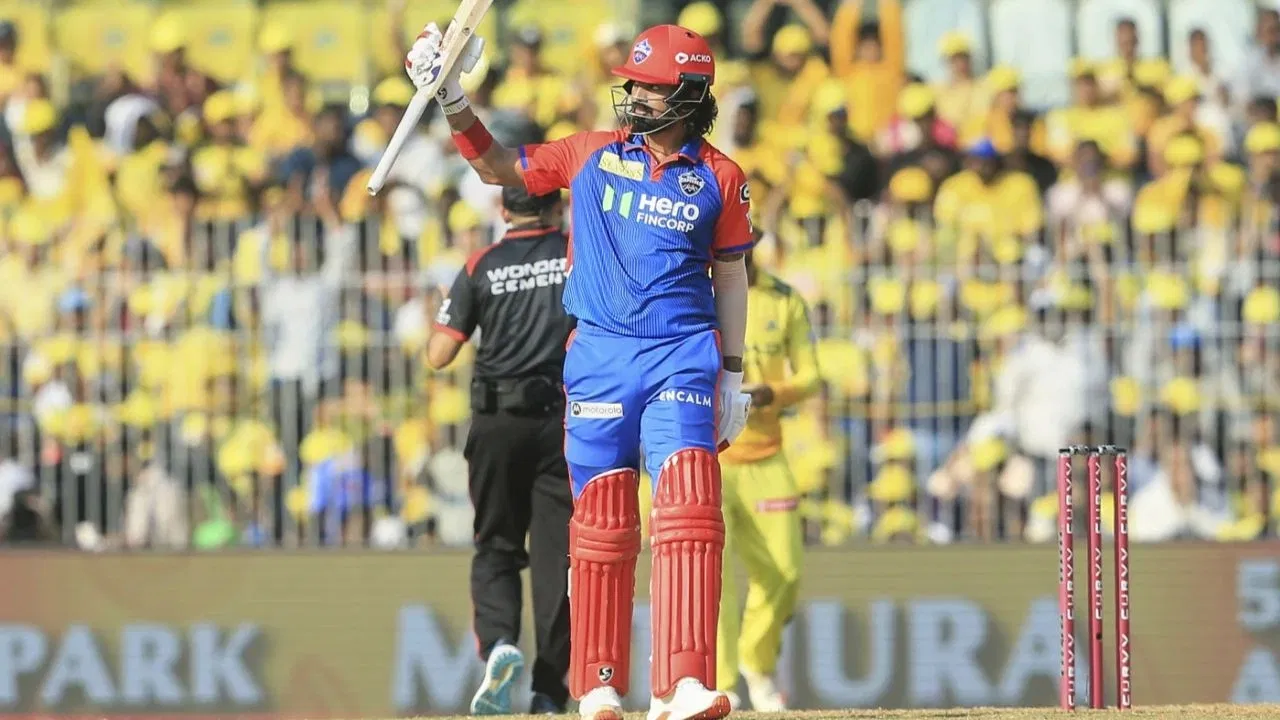 Watch: KL Rahul creates history, becomes fastest Indian to hit 200 IPL sixes