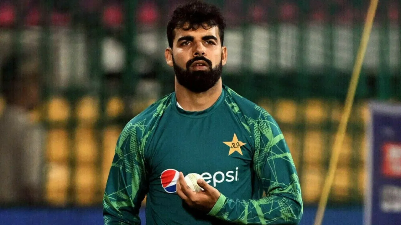 Shadab Khan betrayed; shot in the foot by PCB for Pakistan captaincy