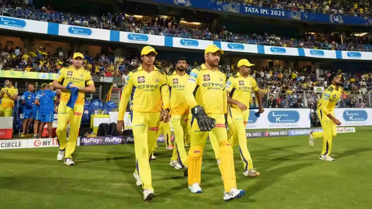 MS Dhoni’s CSK hit historic low, finish last for the first time in IPL history