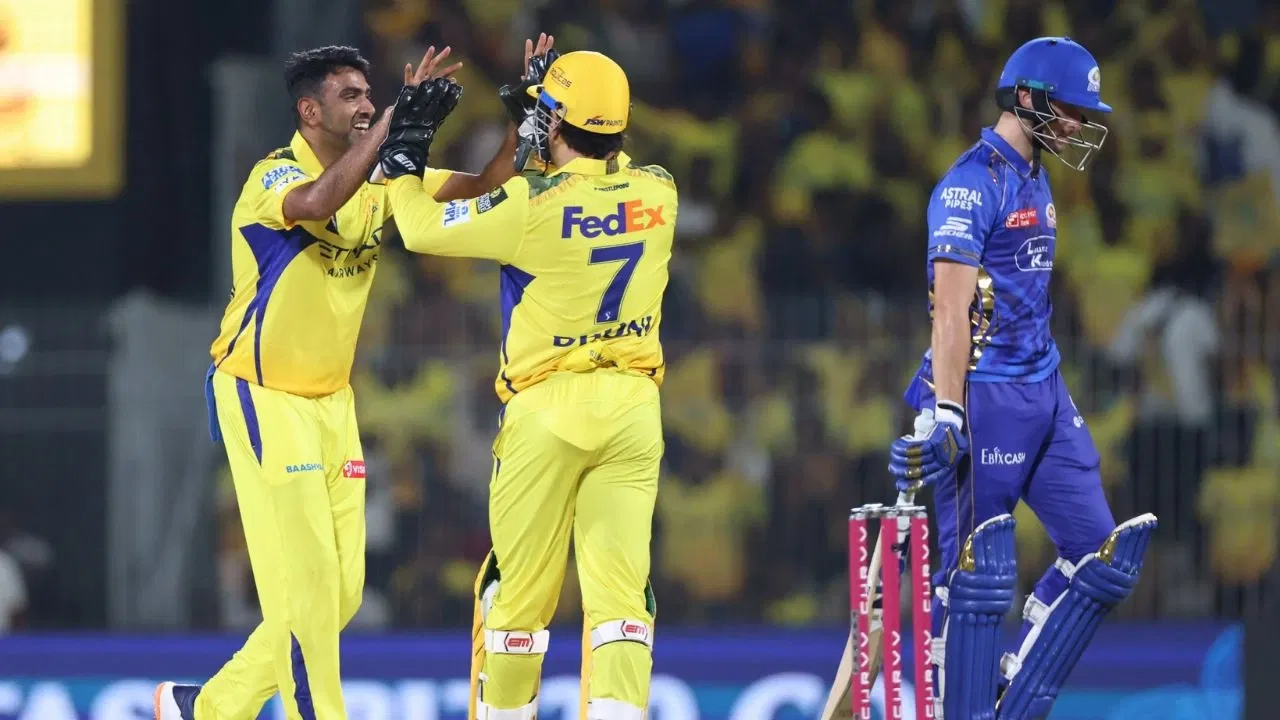Ravichandran Ashwin publicly told to leave CSK immediately