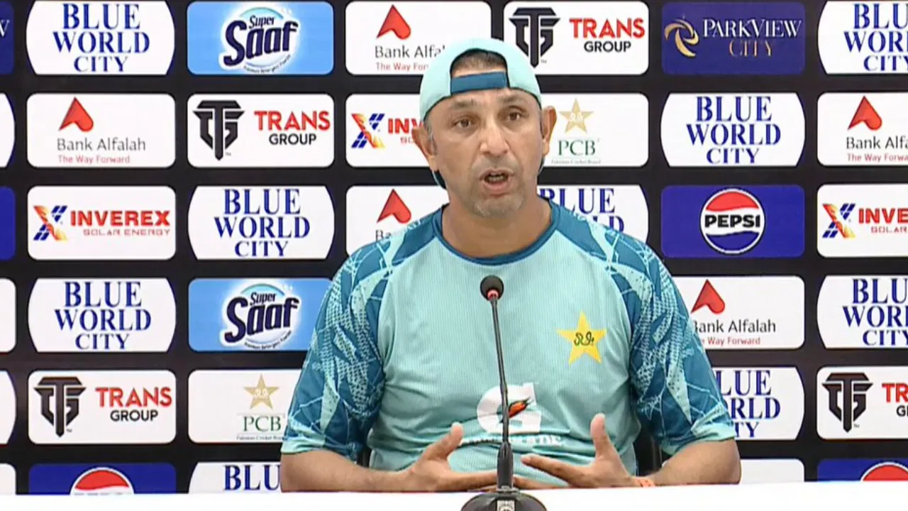 Azhar Mahmood promoted to Pakistan Test head coach role despite lack of success