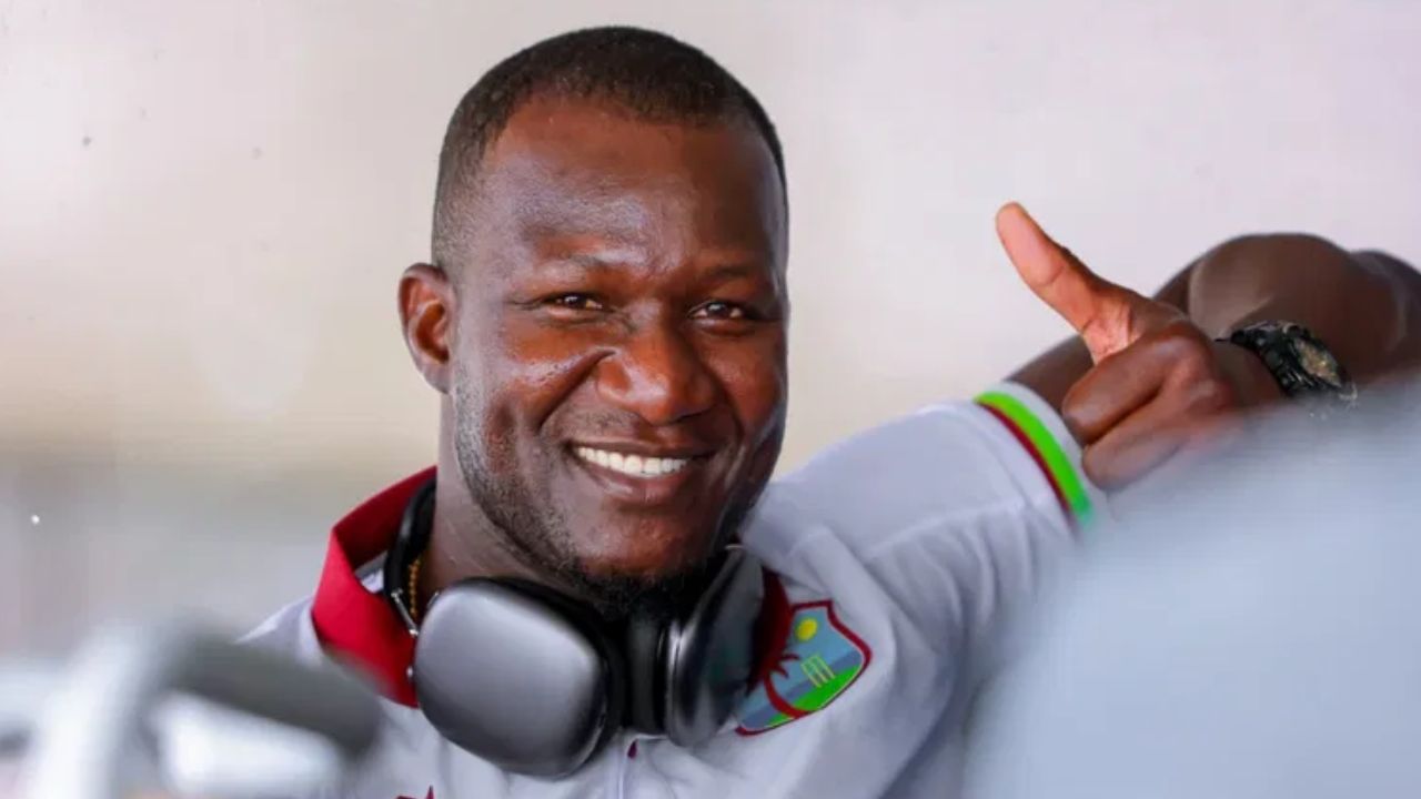 Daren Sammy brutally punished by ICC for attacking umpire Adrian Holdstock