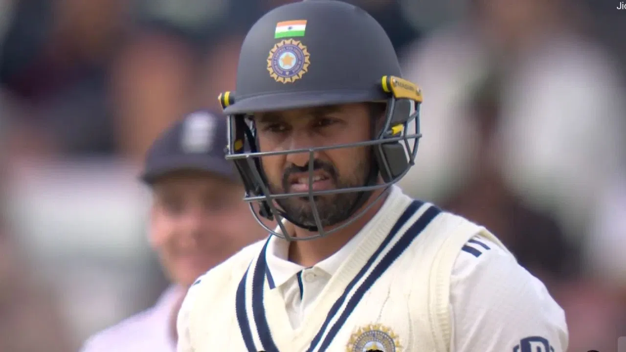 Watch: Karun Nair totally devastated after failing badly on Test comeback, gets slammed by fans