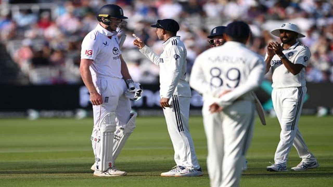 Zak Crawley gets his chance to attack Shubman Gill and he does that viciously in front of the Press