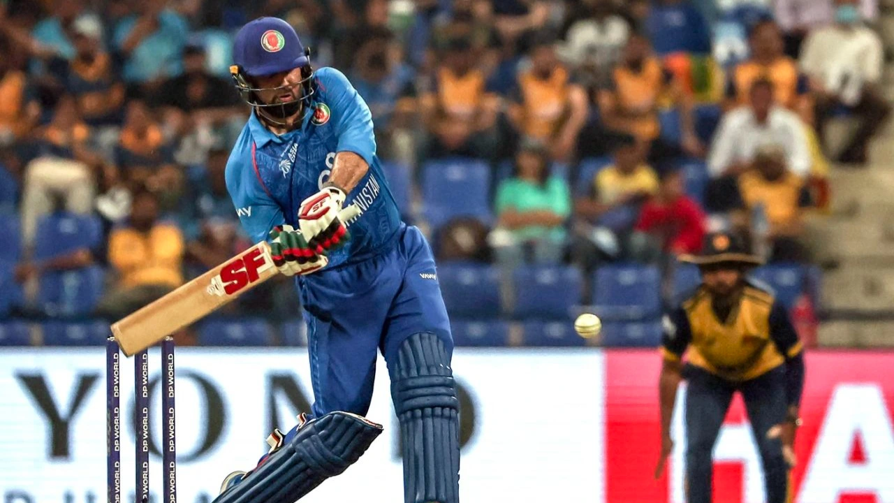 Watch: Mohammad Nabi destroys Dunith Wellalage with 5 brutal sixes in 1 over