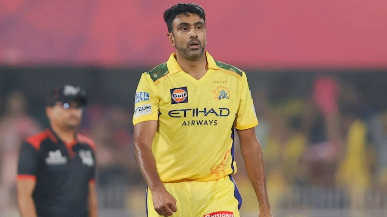 Ravichandran Ashwin to play with Pakistan captain in the same team in Big Bash League