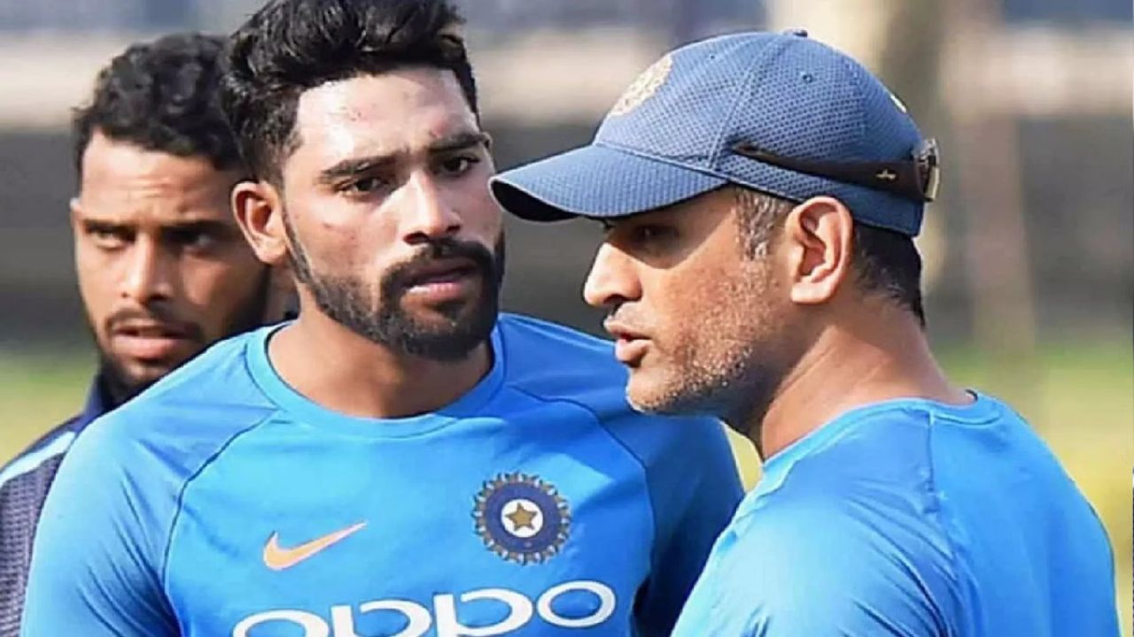 “Go and ride the auto with your father” – Mohammed Siraj recalls MS Dhoni’s advice on dealing with…