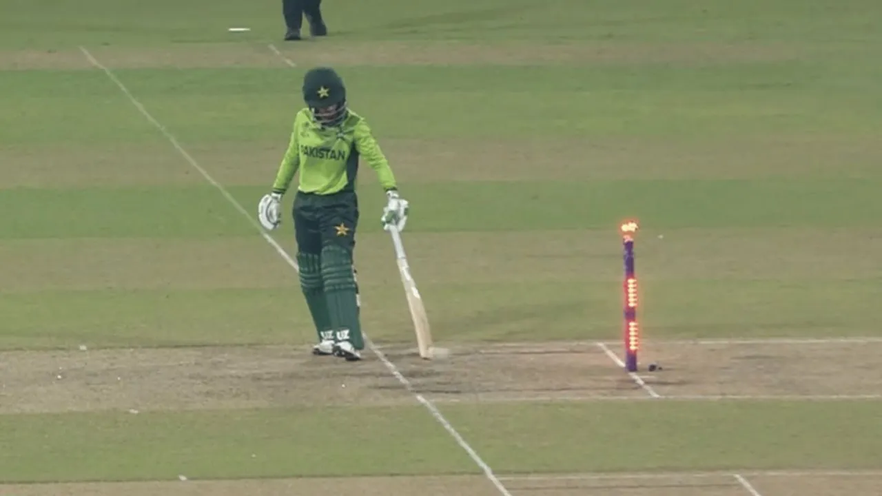 Watch: Muneeba Ali’s run-out in India vs Pakistan clash triggers controversy! Here’s what MCC law says
