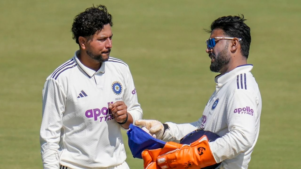 Rishabh Pant angrily scolds Kuldeep Yadav, commentators burst in laughter