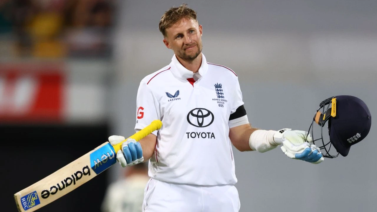 Joe Root hints at Test retirement after 160 in Sydney Ashes Test