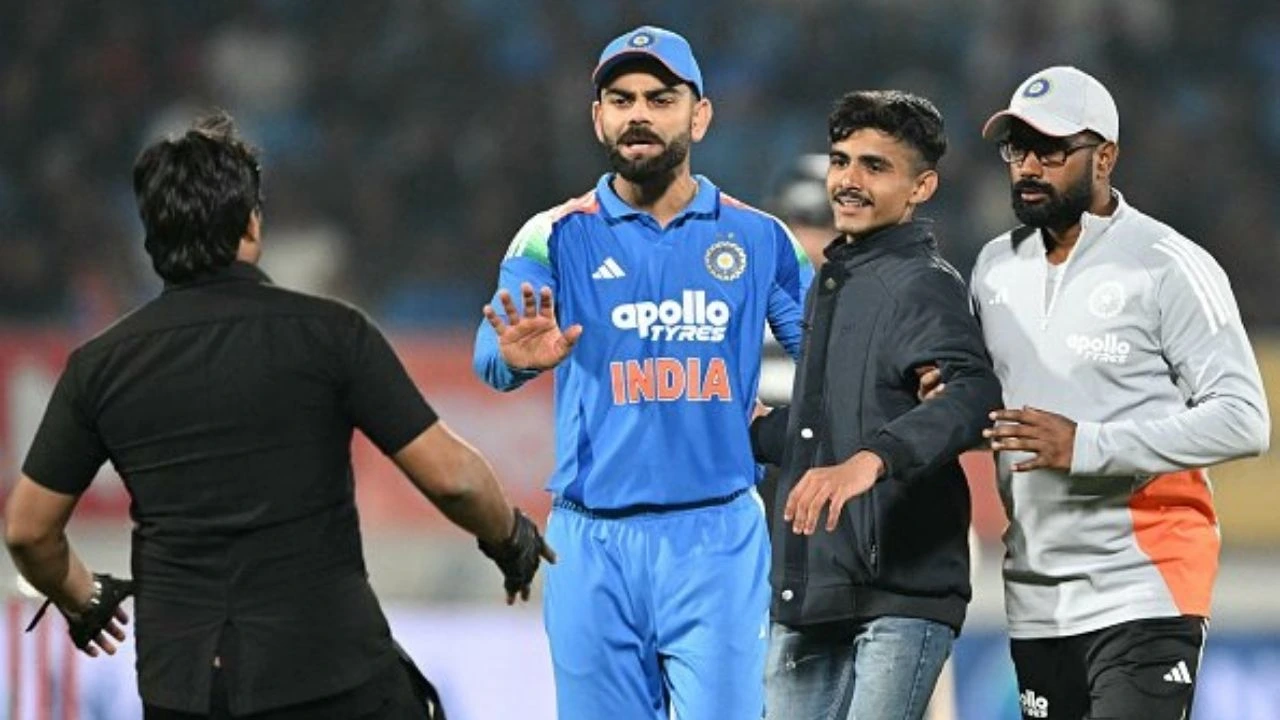 Virat Kohli faces security threat during LIVE ODI match in Rajkot
