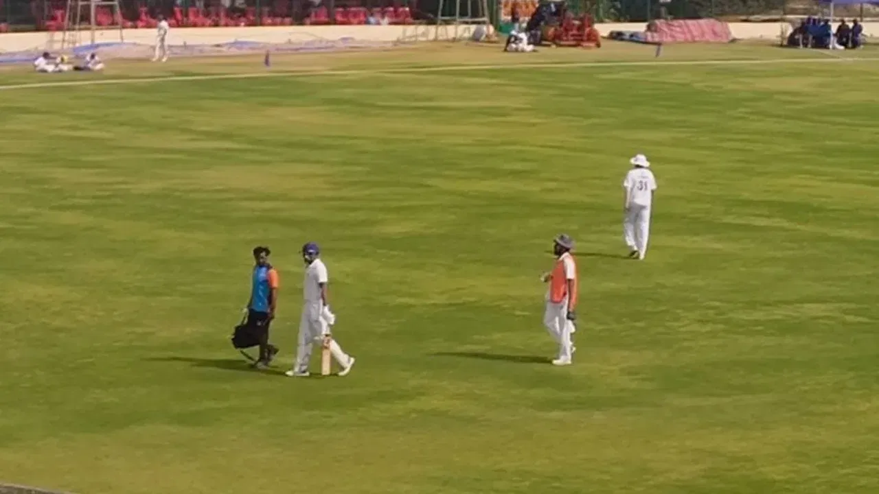 Paras Dogra retires hurt after Prasidh Krishna hits him with brutal thunderbolt in Ranji Trophy final