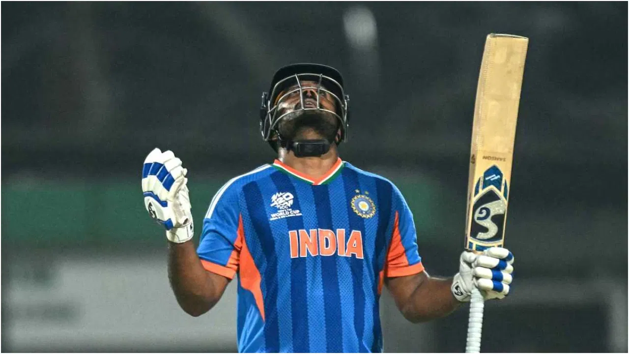 Fans go beserk after Sanju Samson’s blazing knock in T20 World Cup final