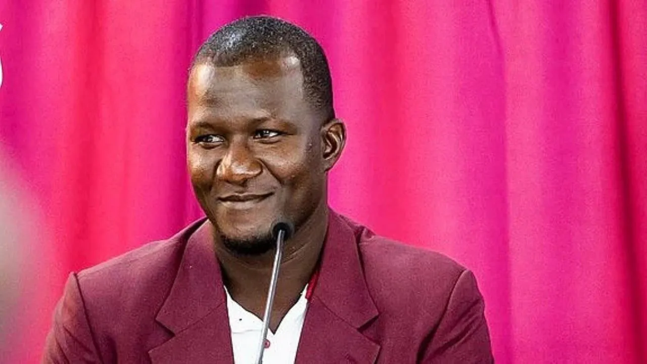 West Indies head coach Darren Sammy takes a swipe at Jay Shah after being stranded in Kolkata