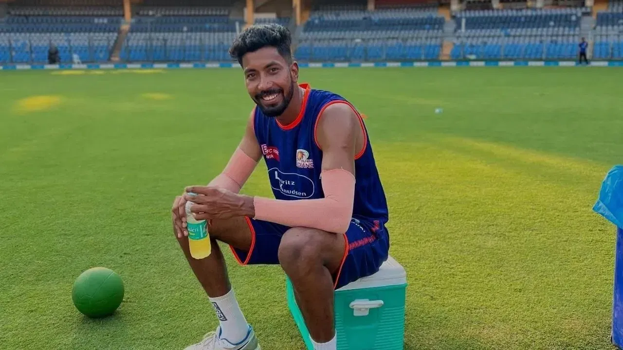 KKR sign Vidarbha pacer as injury replacement of…….