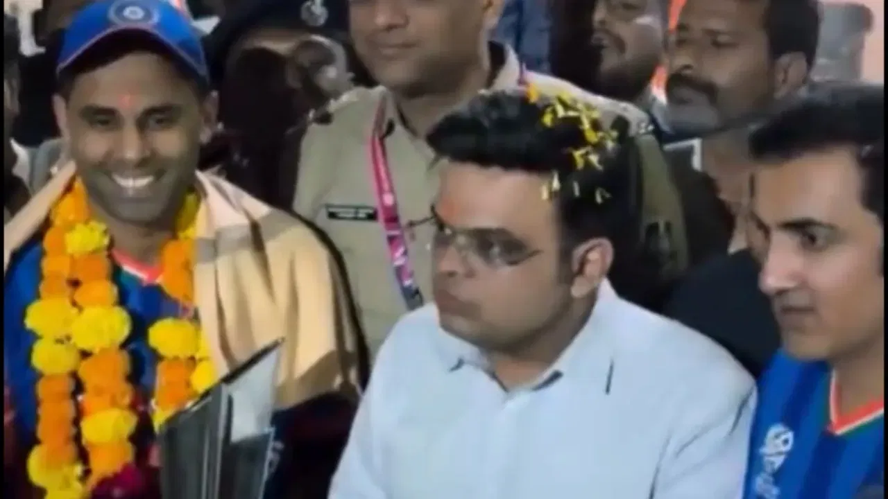 Ex-CSK spinner BLASTS at Kirti Azad over ‘temple’ visit comments after India’s T20WC win