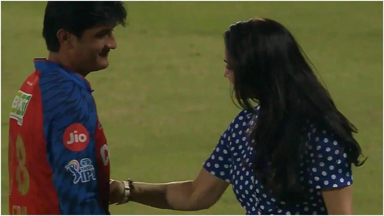 Watch: Preity Zinta punches Shreyas Iyer’s Punjab Kings teammate, video breaks internet amid IPL 2026