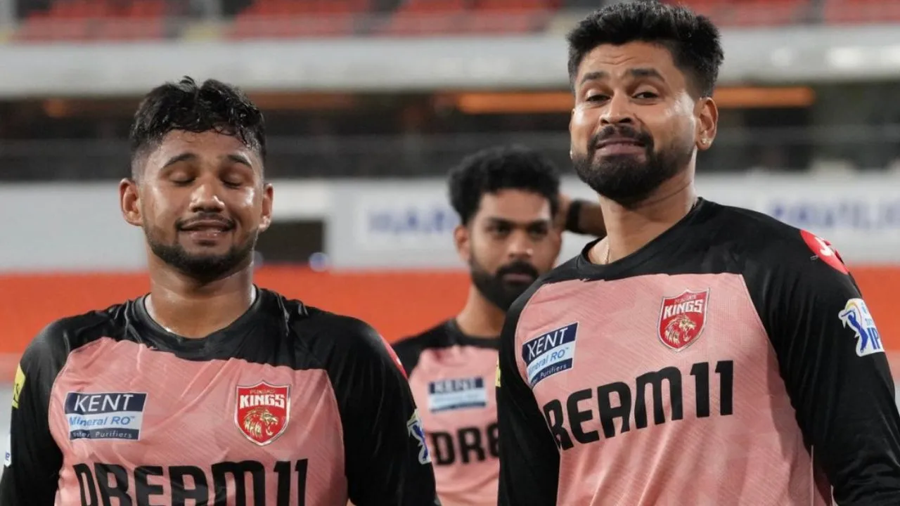 Musheer Khan trolls Shreyas Iyer to his face with an unbelievably accurate imitation