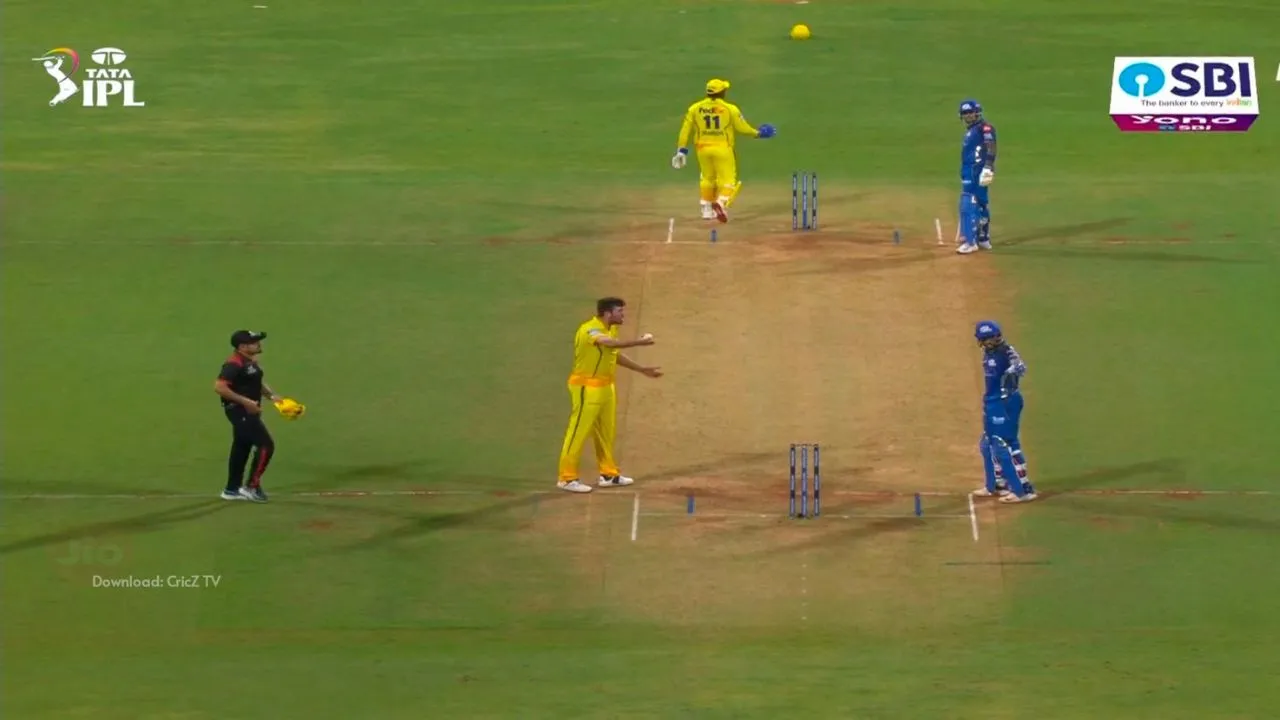 Tilak Varma engaged in a heated argument with Jamie Overton during MI vs CSK clash