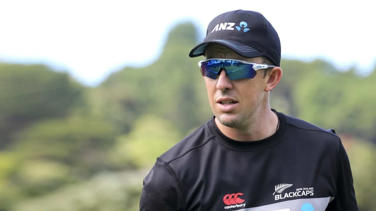 Luke Ronchi to step down as New Zealand coach after India series, joins Melbourne Renegades