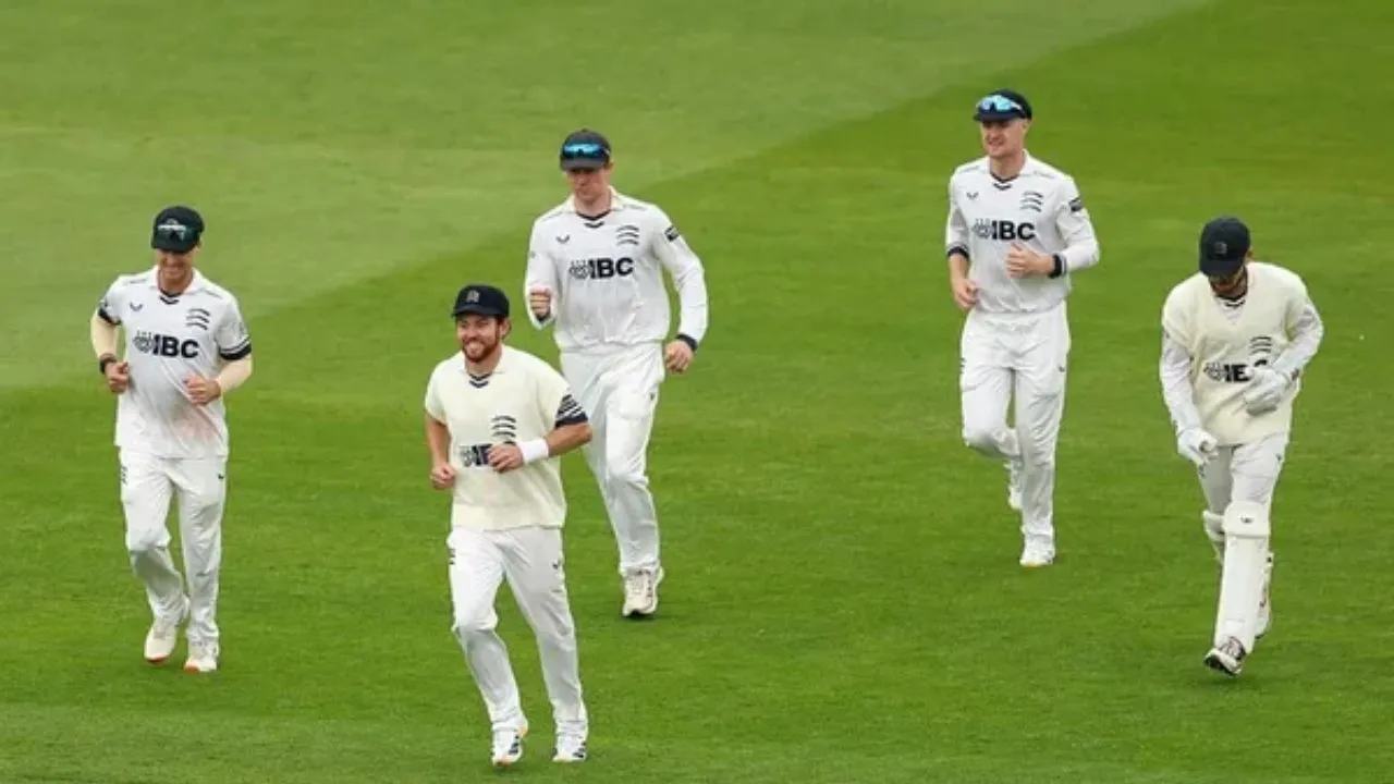 Middlesex forfeit first innings in bold bid to force County result
