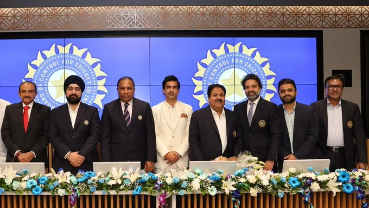 Mithun Manhas age-fraud controversy erupts as 1983 World Cup winner questions BCCI