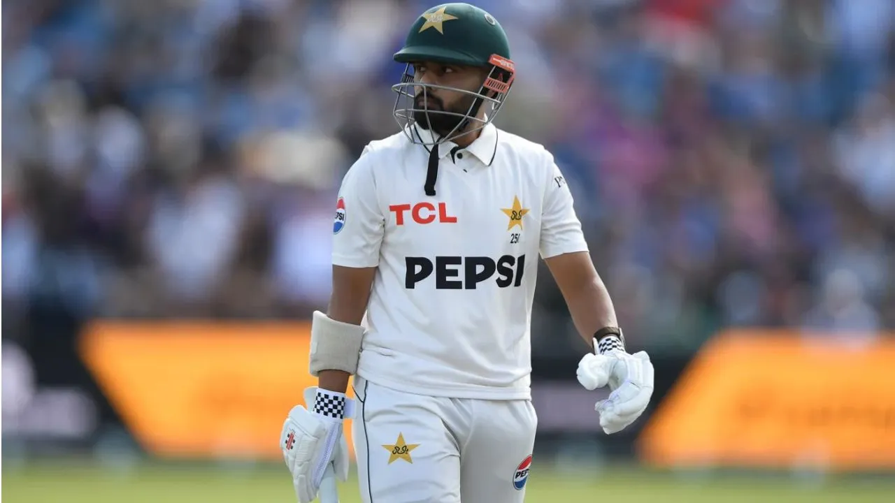 Saud Shakeel denied DRS despite being wrongly given out LBW vs England