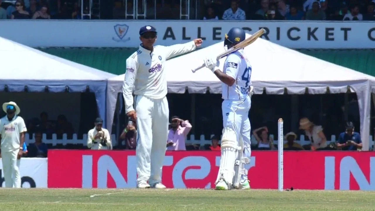 Yashasvi Jaiswal forces Niroshan Dickwella to get out with lucrative IPL offer