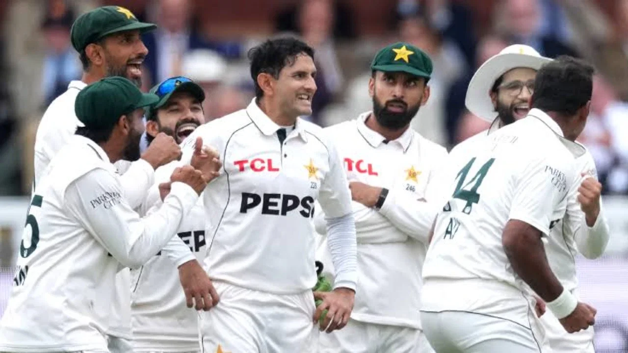 Pakistan players learn of mass axing through family messages, report claims