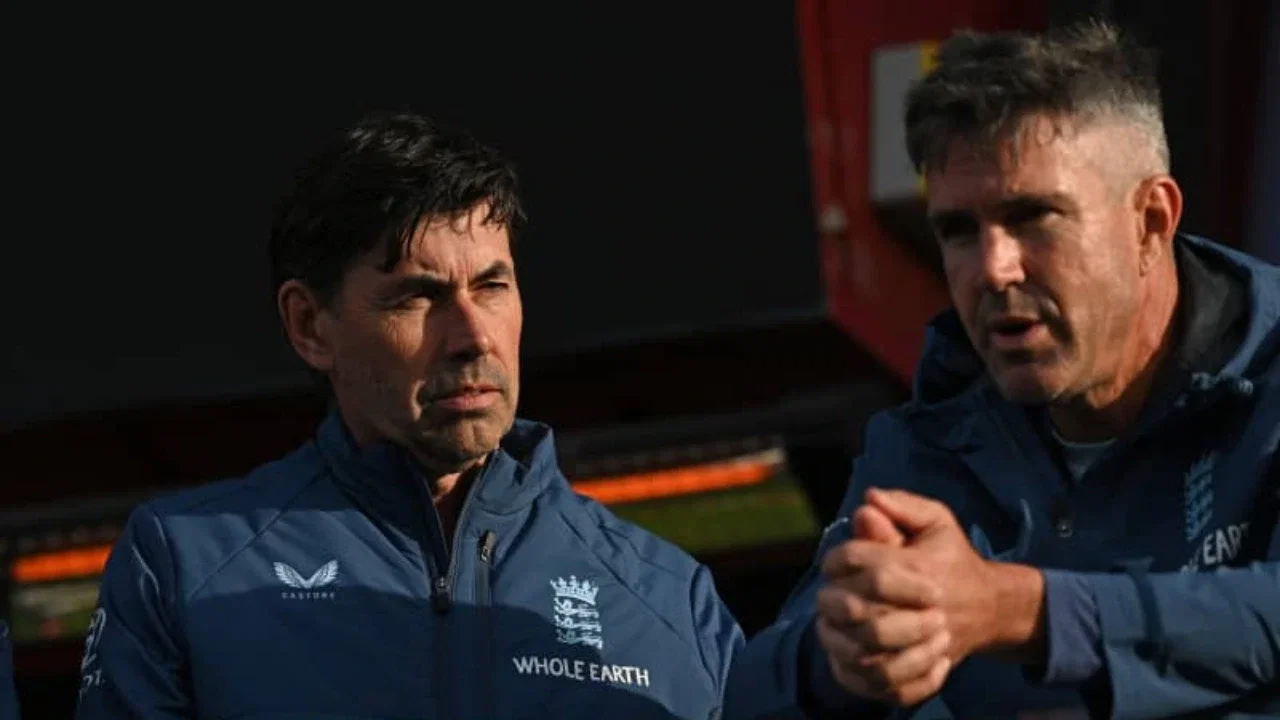 Kevin Pietersen eyes England Test role after discussion with Stephen Fleming