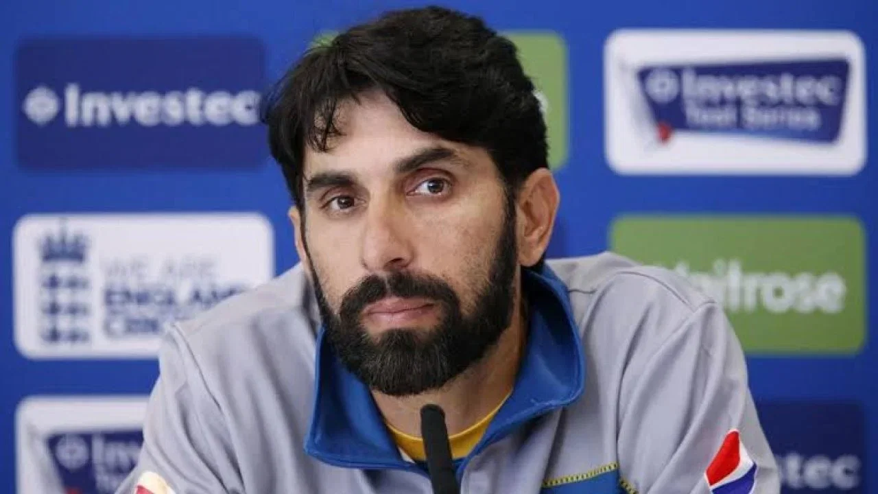 Misbah-ul-Haq quits Pakistan selection committee after seven-player call