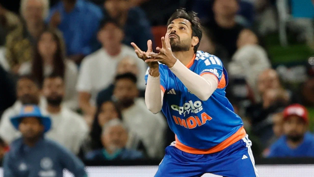 Bhuvneshwar Kumar fares worse on comeback than in last T20I 4 years ago